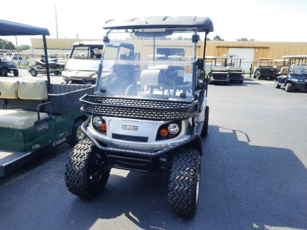 ''2019 E-Z-GO Express L6 Electric''