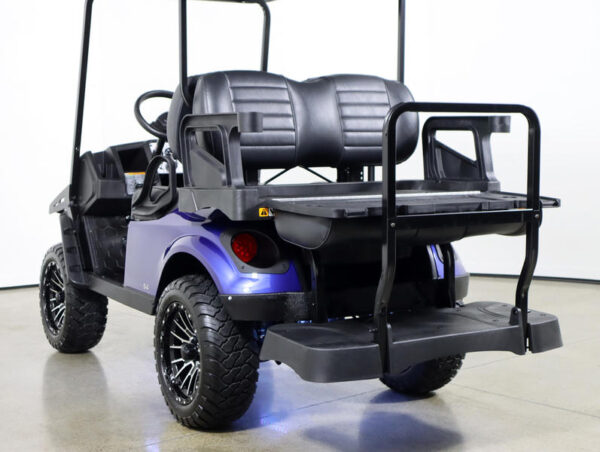 ''2023 E-Z-GO Express S4 Gas'' - Image 2