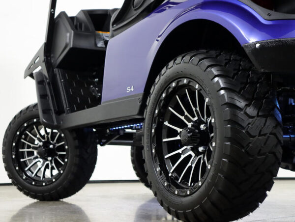 ''2023 E-Z-GO Express S4 Gas'' - Image 3