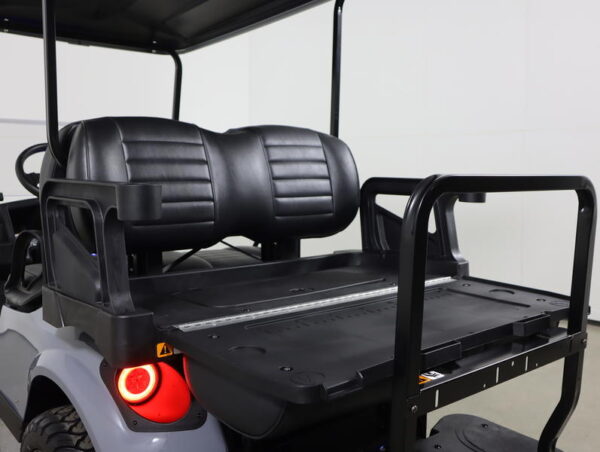 ''2023 E-Z-GO Express S4 Gas'' - Image 4