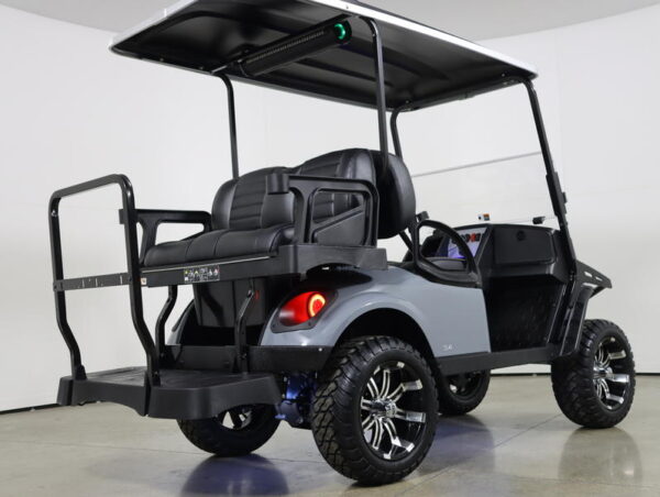 ''2023 E-Z-GO Express S4 Gas'' - Image 9