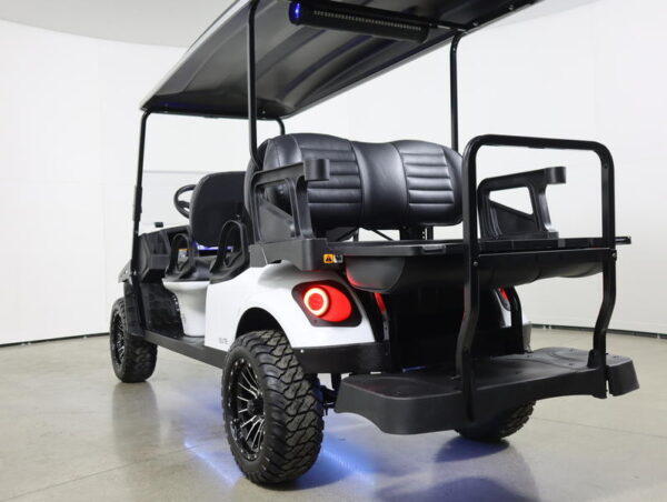 ''2023 E-Z-GO Express L6 ELiTE Lithium Electric'' - Image 12