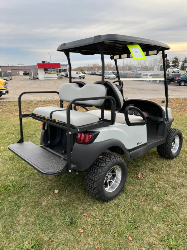 ''2020 Club Car Tempo 4 Passenger Lifted Gas'' - Image 2